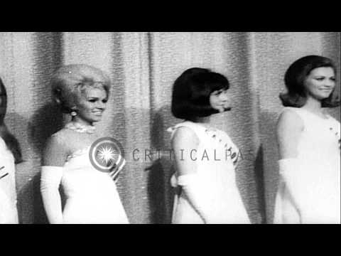 Winner Mirta Teresita Massa, Miss Argentine stands with runner ups during Miss In...HD Stock Footage