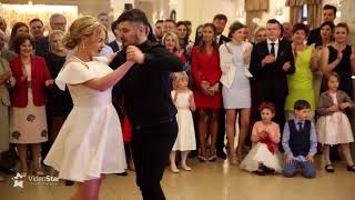 Download lagu Martyna & Krystian - Dirty Dancing - pierwszy taniec weselny - Time Of My Life mp3