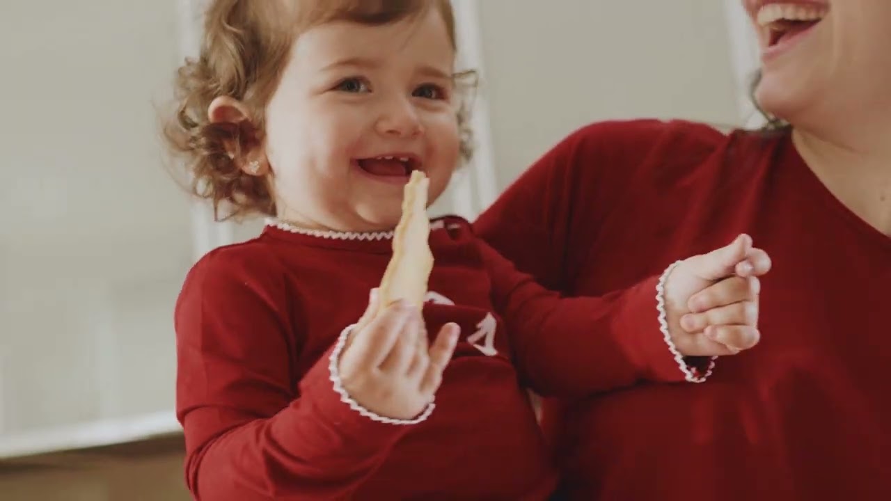 Sienna Bakery & Claire De Lune Sleepwear - Navidad 2022