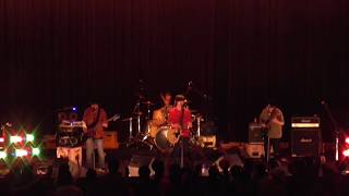 MONOEYES /関大軽音Ⅰ部