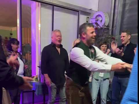 Florian Binder – die Stimmungsgranate für Hochzeiten & Firmenfeiern