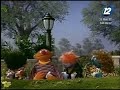 Plaza Sésamo Sesame Street Don T Throw That Trash On The Ground Latin Spanish