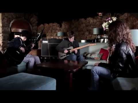 Hotel California (Eagles): Tomás Varela, Inês Matos e José Oliveira