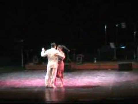  Roxana Suarez  and  Sebastian Achaval  are  dancing  to  the  milonga  "  Milonga Brava  "