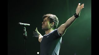 Enrique Iglesias - Escape (inglés) (LIVE)