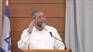 הסדר הטבעי בפרסום הנס [חנוכה] | הרב יהושע ון דייק (ישיבת בני דוד) - התמונה מוצגת ישירות מתוך אתר האינטרנט יוטיוב. זכויות היוצרים בתמונה שייכות ליוצרה. קישור קרדיט למקור התוכן נמצא בתוך דף הסרטון