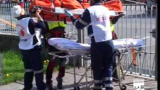 preview picture of video 'Rovetta prova evacuazione scuole Antenna 2 TV 18/04/09'