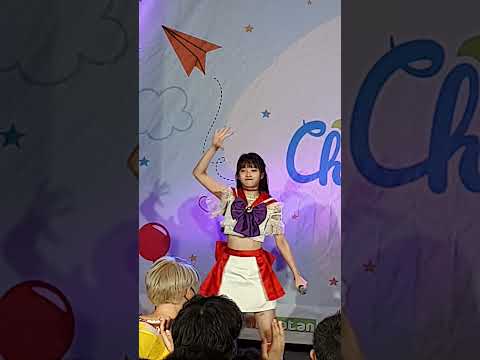 S10 2059  Aliszt - " WE LOVE YOUR SMILE "  (Nene fogus)  IDOL CHILDREN'S DAY @ DONKI MALL Thonglor