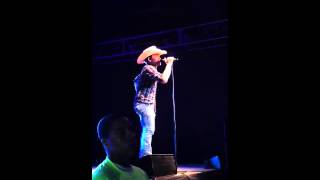 Outlaws Like Me - Justin Moore