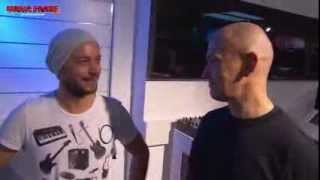Video thumbnail for Native Instruments TRAKTOR KONTROL Z2 DJ-Mixer Controller by MusicStoreTV