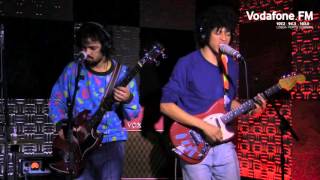 Boogarins - Falsa Folha de Rosto (ao vivo na Vodafone FM)