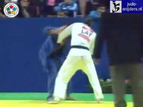 Judo 2009 Paris: Gutsche (GER) - Milenbergs (LAT) [-81kg].