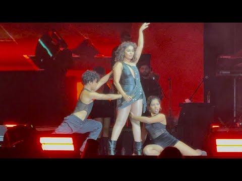 Sunidhi Chauhan Pune Concert Mix 2025 | Non-Stop Hits | I am Home