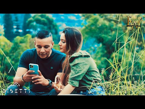 Juntos En La Cama - Esteban Y Wilson  (Vídeo Oficial)