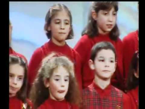 Ninna nanna di Brahms - Piccolo Coro Dell'Antoniano_(360p).avi