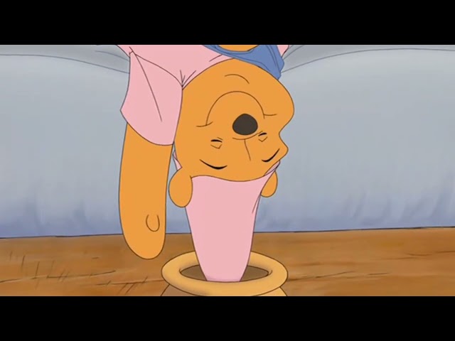 Vídeo relacionado con Disney-Mochila Joy, 22 x 27 cm, Capacidad 5L, Winnie The Pooh Honey