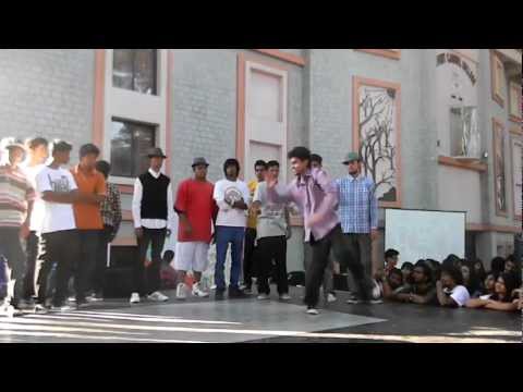 Sumit Kumar sumit a k a mr footboog..! Popping. Electric Boogaloo