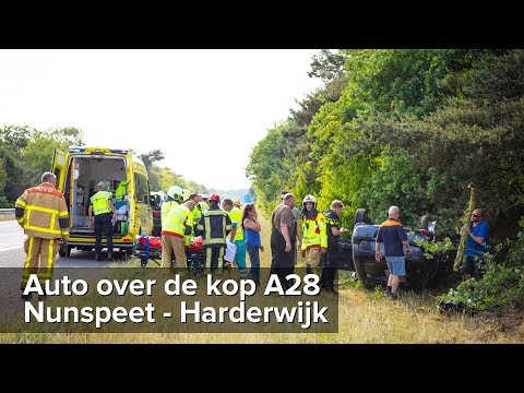 Ongeval auto over de kop A28 Nunspeet - Harderwijk - ©StefanVerkerk.nl
