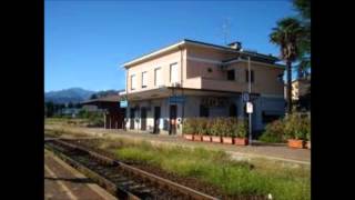 preview picture of video 'Annunci alla Stazione di Cossato'