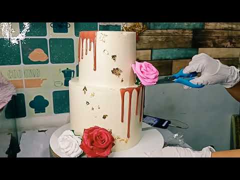 Cake Decorating Tutorial
