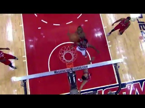 Raptors Highlights: Biyombo Denies Wall - January 8, 2016
