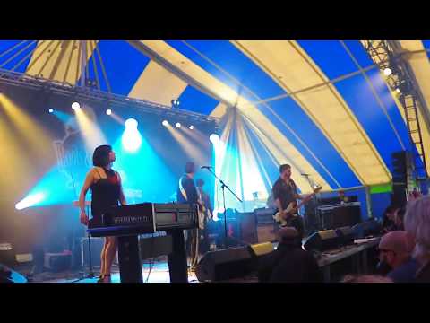 FIFTY FOOT COMBO (B) - Roots & Roses - Lessines - 01.05.2018