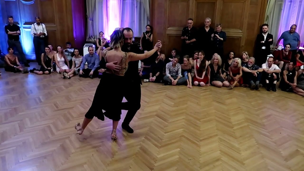 Pablo Rodriguez & Majo Martirena dance Francisco Canaro's Milonga Criolla