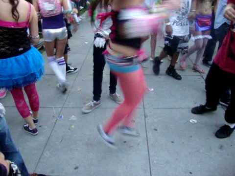 Stylez Shuffling At EDC 2010(OLD)