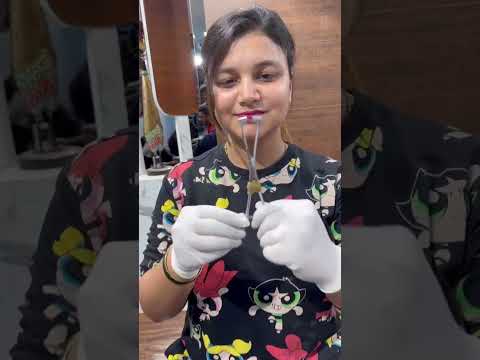 Mam ki nose piercing kaisi lagi