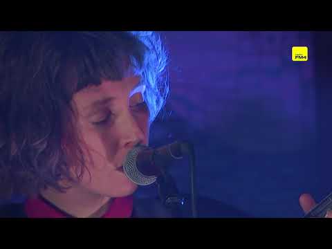 Mira Lu Kovacs - Stay A Little Longer (Live at Fm4 Geburtstagsfest 2021)