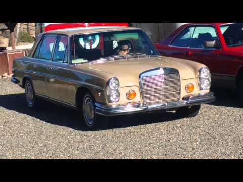 73 MBZ 280 SEL driving