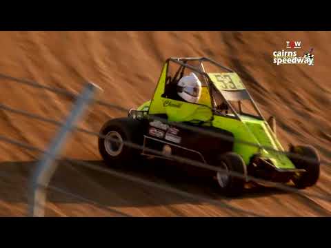 Sep 17th 400h1 at TWW Cairns Speedway - Formula 400s heat 1