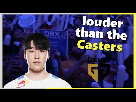 You can barely hear the Casters because Crowd cheers for DRX Zeka