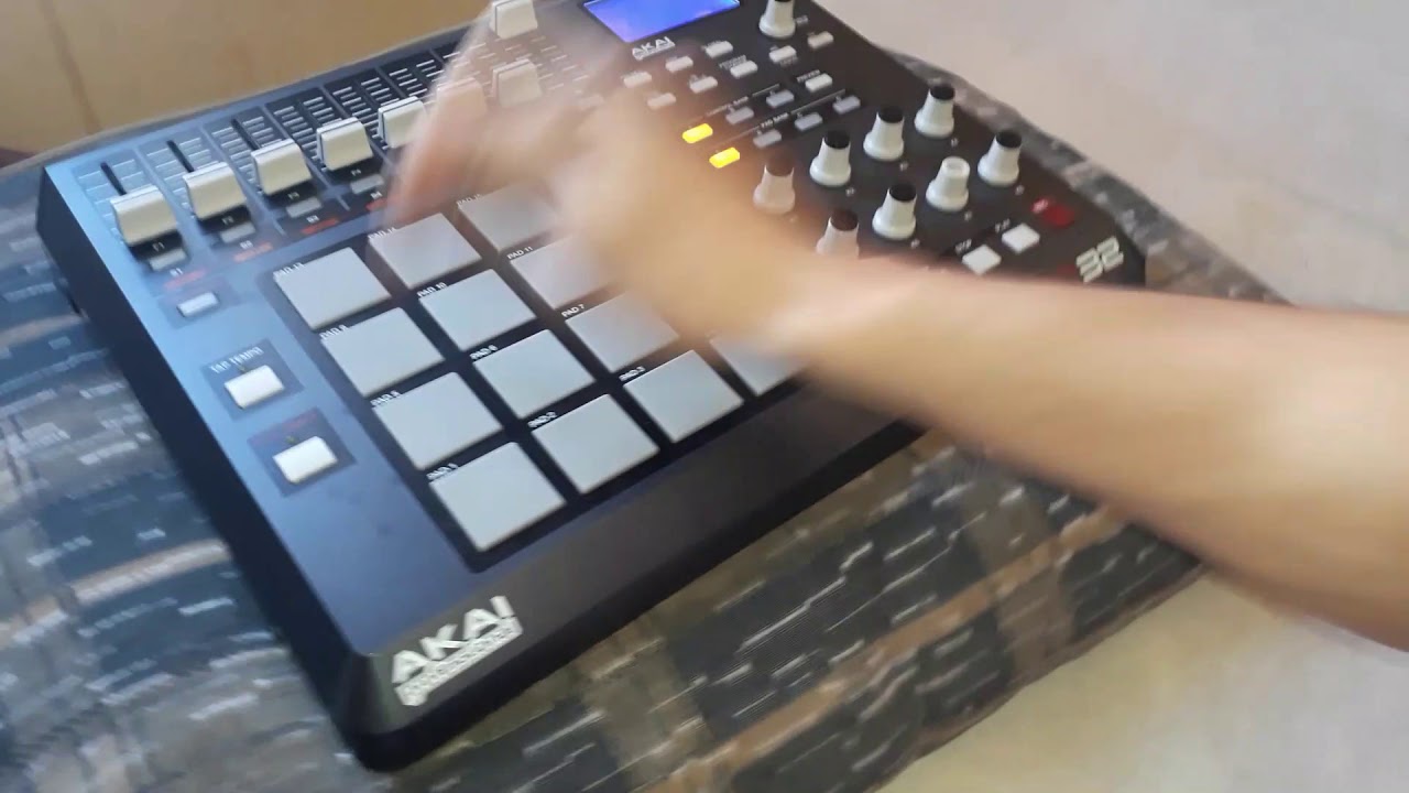 10 MINUTOS DE MONTAGEM AO VIVO DE FUNK DAS ANTIGAS COM NATHANIEL BROLHIATO kit da antigas mpd 32