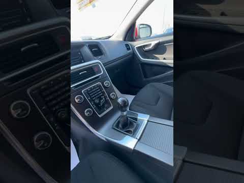 фото volvo v60 i 0