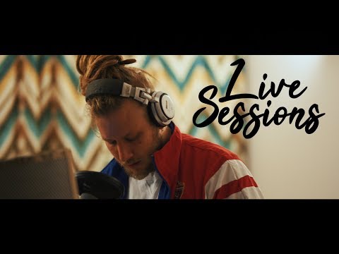 Video thumbnail for Bu Sokakta - Live