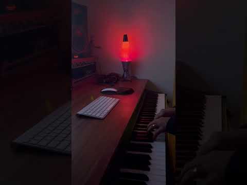 Oliver Rodley - Winter Solstice (Live Clip)