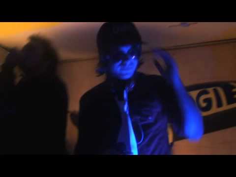 Frankonel & Sijs - Freestyle @ Den22 (Berchem) 4/3/2011