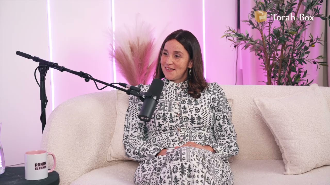 20 ANS À ÉCOUTER DES JEUNES FILLES 🎙️ REBECCA GUEDJ dans PANIM EL PANIM (FEMMES)