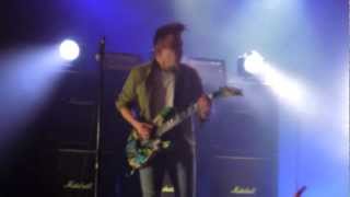 Sleigh Bells - True Shred Guitar (Live at Terminal 5) - 4 Artists 1 Cause