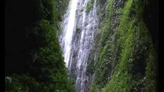 preview picture of video 'Philippines,  Biliran province, Balaquid waterfalls.'