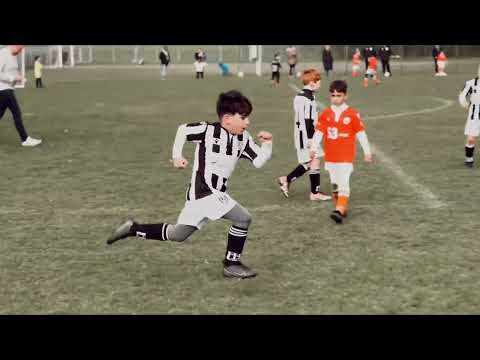 Dubbeldam jo9-1 tegen Oranje Wit jo9-1