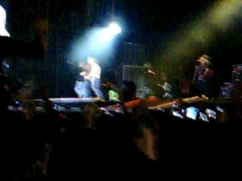 Die Toten Hosen - Uno, dos, ultraviolento