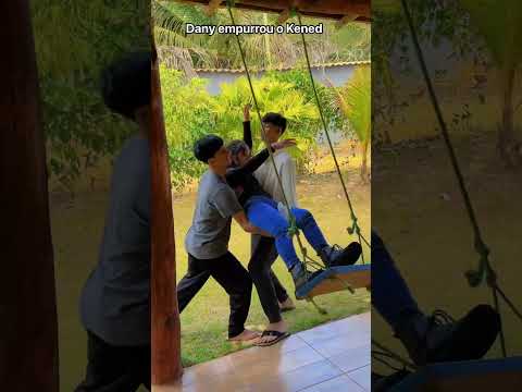 Dany fell and Matheus caught her #comedy #shorts