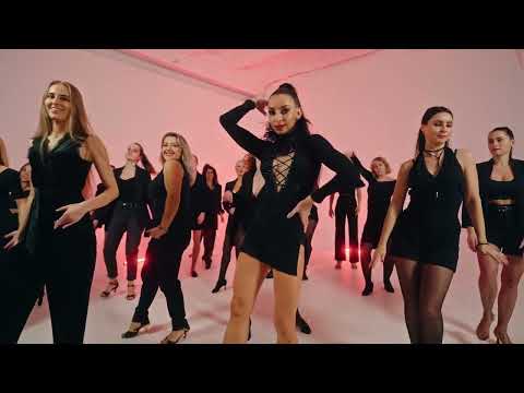 Bachata Lady Style | Romeo Santos Ayudame | Bachata choreography