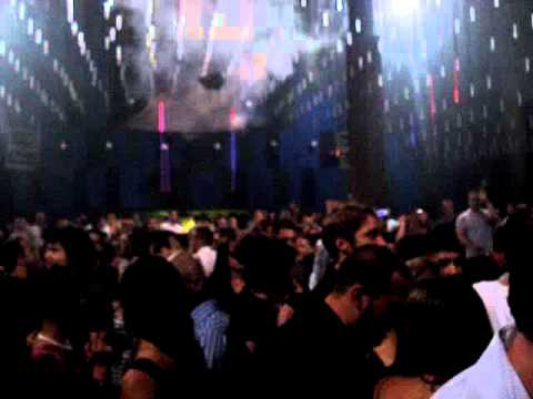 Donnie Lowe opening for Sander Kleinenberg at Gryphon