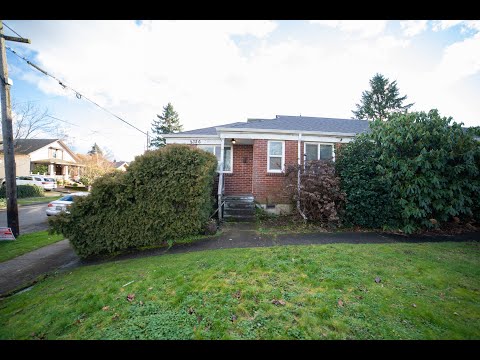 KELLY02 - Video 2 of 2