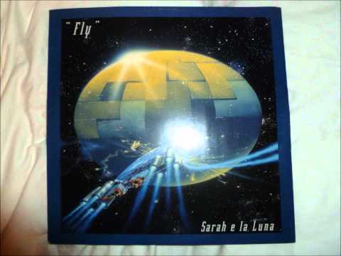 Sarah E La Luna - Fly