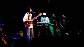 Julian Marley - "On The Floor" - Paradiso, Amsterdam 2009 (3/8)