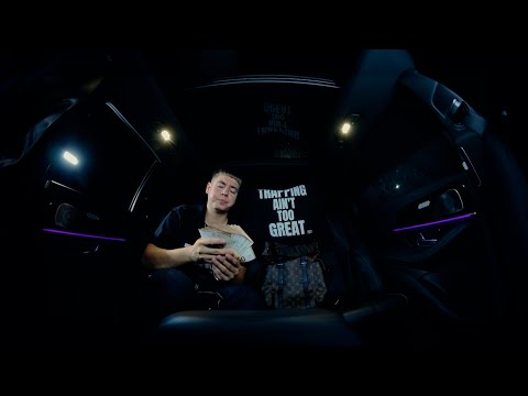 DeLuxi - TRAPPING AIN’T TOO GREAT (Official Music Video)